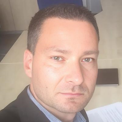 Dr. Marcel Pikhart